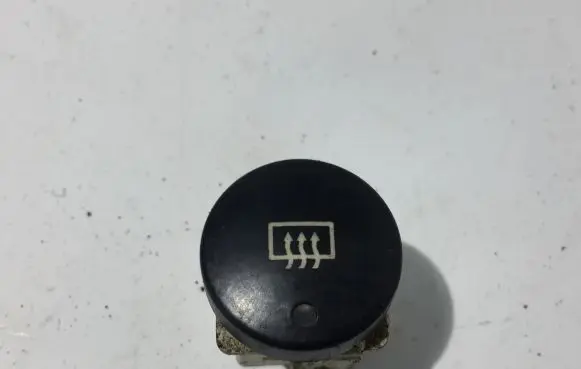 Windscreen/window heater switch