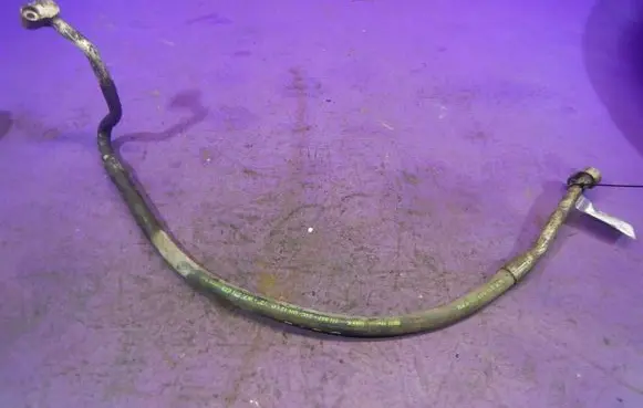 Volkswagen PASSAT B5.5 Air conditioning (A/C) pipe/hose 