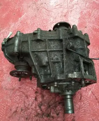Toyota 4 Runner N180 Gearbox transfer box case 