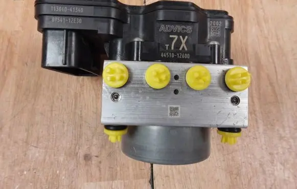 Toyota Corolla E210 E21 ABS Pump 4451012600