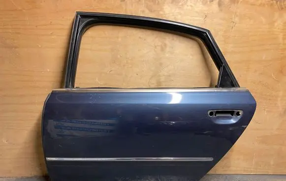 Audi A8 S8 D3 4E Rear door