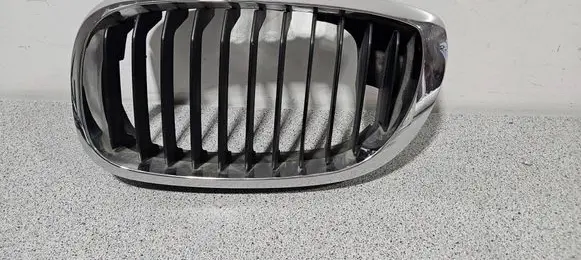 BMW 3 E46 Front grill 511370643190