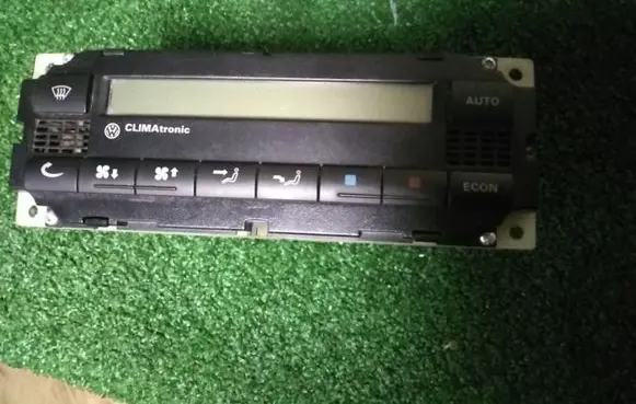 Volkswagen PASSAT B5 Climate control unit 5HB00761702 3B1907044A