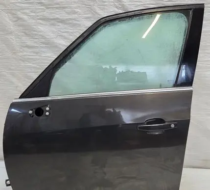 Opel Zafira C Front door