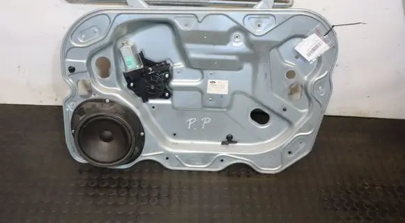 Ford C-MAX I Front window lifting mechanism without motor