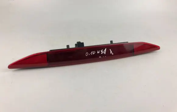 Subaru Outback Third/center stoplight VC02116 VC02-116