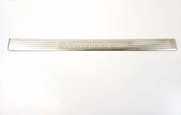 Mercedes-Benz E W212 Front sill trim cover A2126860936
