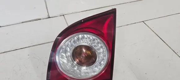 Volkswagen Golf Plus Tailgate rear/tail lights 5M0945094S 89091211