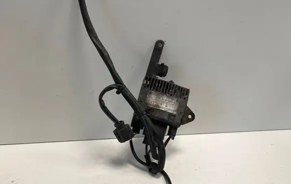 Audi A4 S4 B7 8E 8H Coolant fan relay 8E0959501Q 898093000
