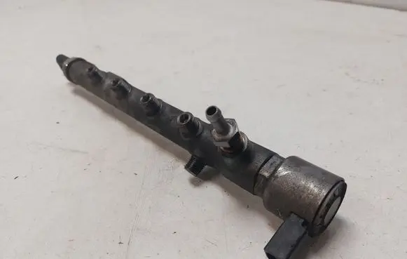 Mercedes-Benz GLK (X204) Fuel main line pipe A6510700595