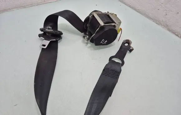 Nissan Qashqai+2 Front seatbelt 86884JD00A