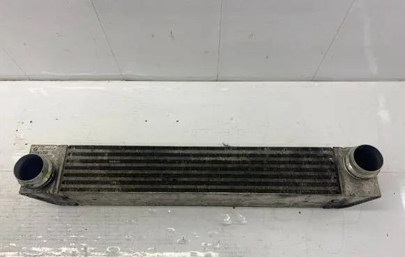 BMW 5 E60 E61 Intercooler radiator 779582301