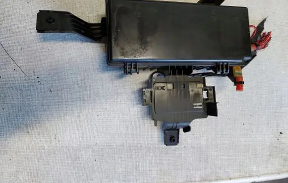 Mercedes-Benz ML W166 Fuse box set A1665460143