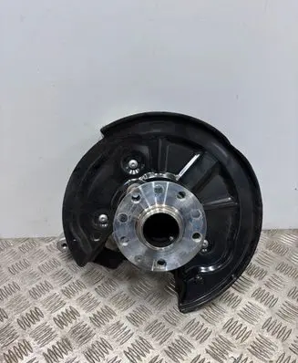 Volkswagen Tiguan Rear wheel hub 5QS505436F 5QS615612