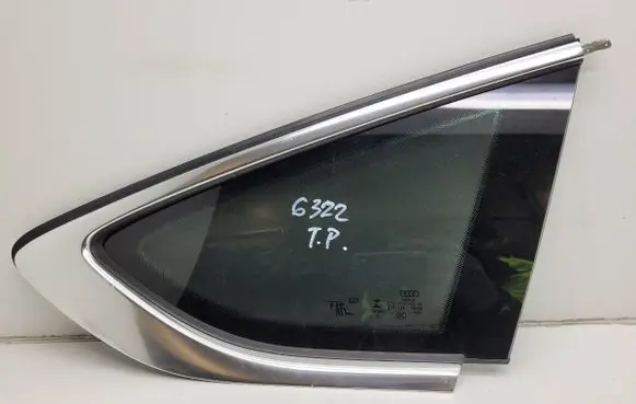 Rear side window