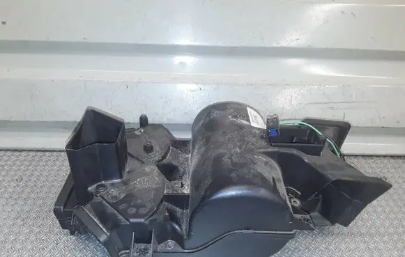 Chrysler Pacifica Heater fan/blower 05005106AC