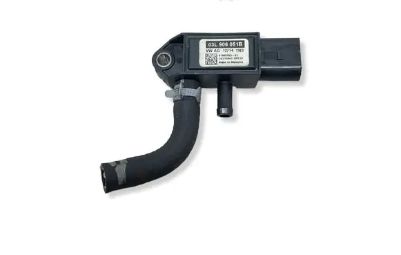 Volkswagen Golf VII Exhaust gas pressure sensor 03L906051B