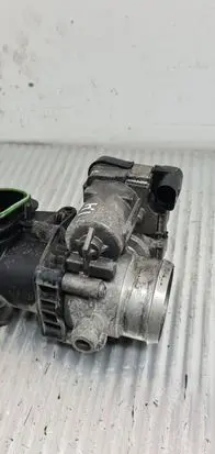 Volkswagen Touran I Throttle valve 03C133062D 01061017A4
