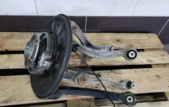 Mercedes-Benz E W212 Rear wheel hub