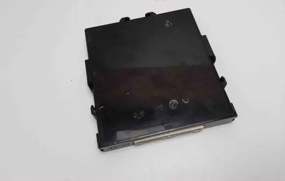 Toyota Avensis T270 Other devices MB1028500021 8969005060