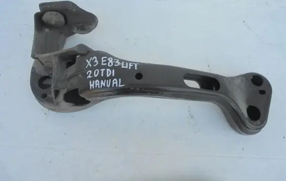 BMW X3 E83 Gearbox mounting bracket 340227