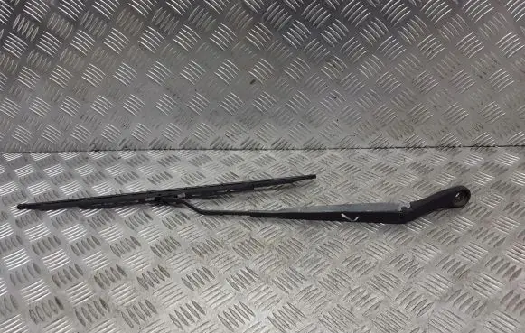 Nissan Micra Front wiper blade arm