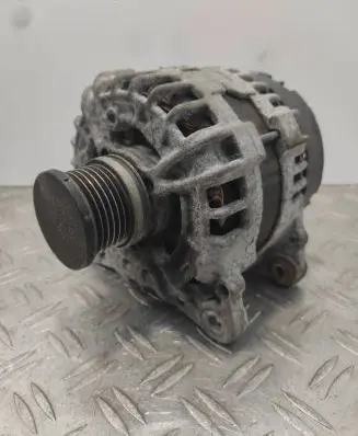 Audi A4 S4 B8 8K Generator/alternator 04L903017 0125711108