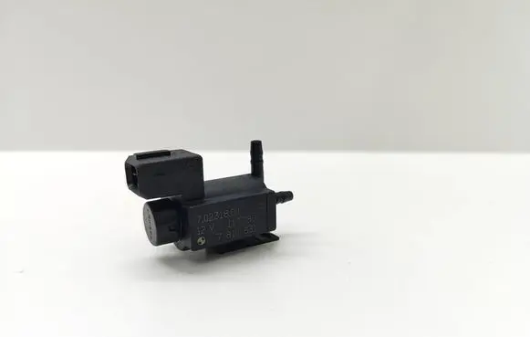 BMW 5 F10 F11 Turbo solenoid valve 7810831 70231800