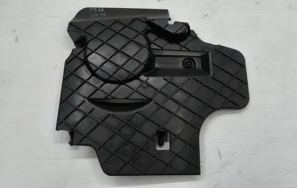 Mercedes-Benz E W212 Timing belt guard (cover) A6510100175
