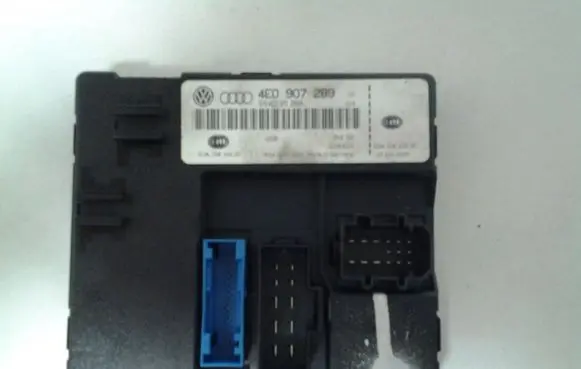 Audi A8 S8 D3 4E Comfort/convenience module 4E0907289 4E0910289A