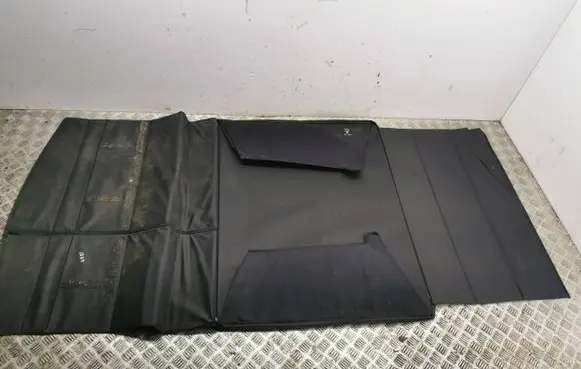 Renault Megane IV Trunk/boot mat liner 8201627987