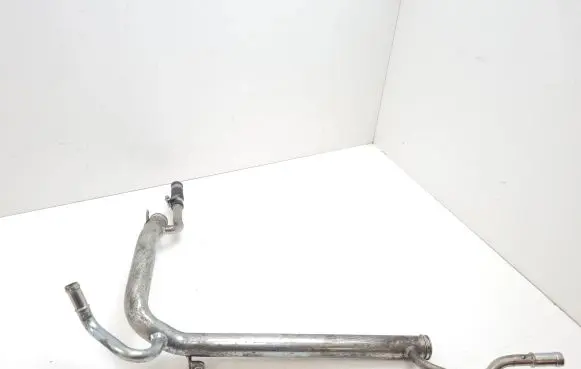 Volvo XC90 Engine coolant pipe/hose 32252965