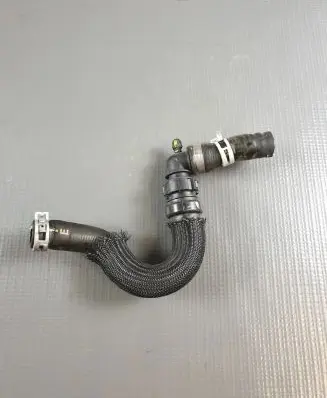 Nissan Qashqai Engine coolant pipe/hose 924103256R