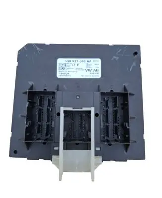 Volkswagen Golf VII Comfort/convenience module 5Q0937086AA F005V01554