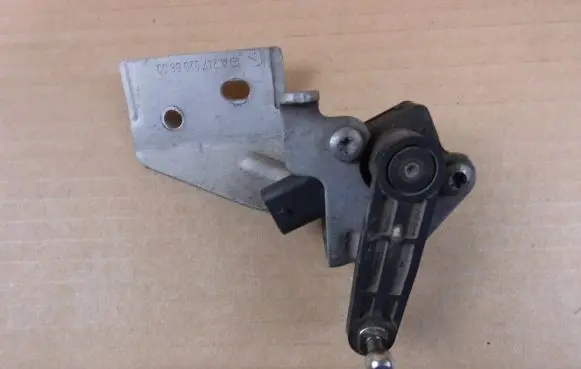 Mercedes-Benz A W177 Headlight/headlamp level sensor A2473205800