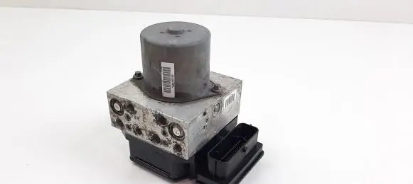 Volkswagen PASSAT B7 ABS Pump 3AA614109AD M4745