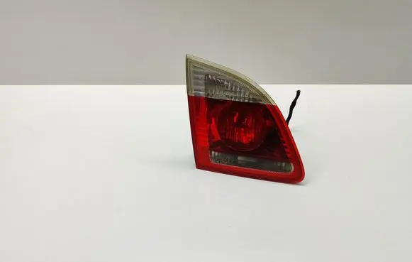BMW 5 E60 E61 Tailgate rear/tail lights 6935325 69353259 6925893