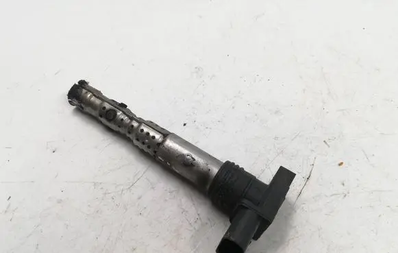 Volkswagen Fox High voltage ignition coil 03D905115F