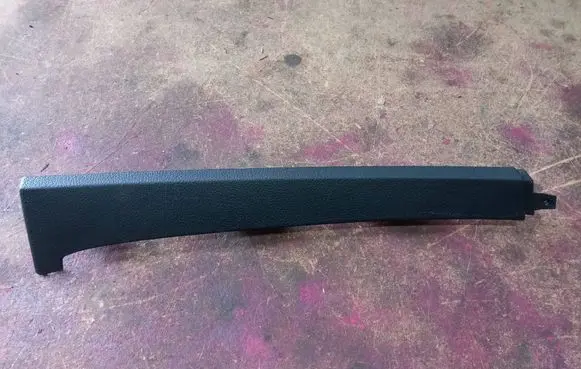 Volkswagen Caddy Other sill/pillar trim element 2K0868223B