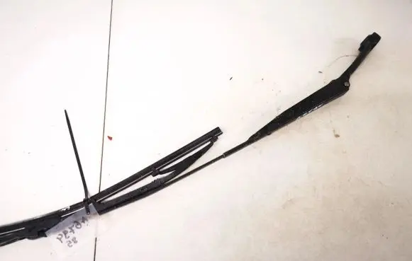 Fiat Bravo - Brava Front wiper blade arm