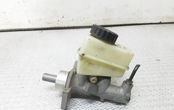 Mercedes-Benz CLK A208 C208 Master brake cylinder A2024300302
