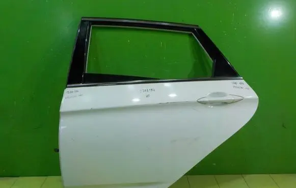 Hyundai i40 Rear door 17AB184