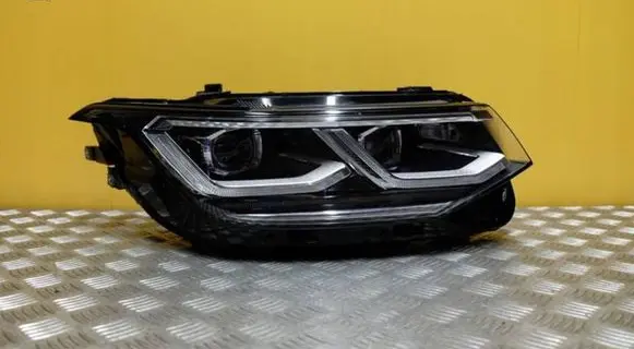 Volkswagen Tiguan Headlight/headlamp 5NL941082C 1685