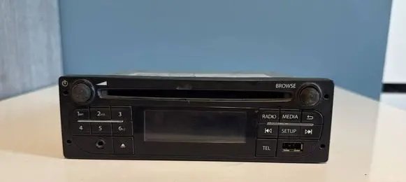 Renault Master III Radio/CD/DVD/GPS head unit 281152296R
