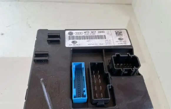 Audi A6 S6 C6 4F Comfort/convenience module 4F0907289D 4F0910289D 008762