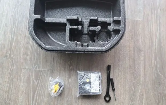 Hyundai Kona I Other interior part 09149K4000