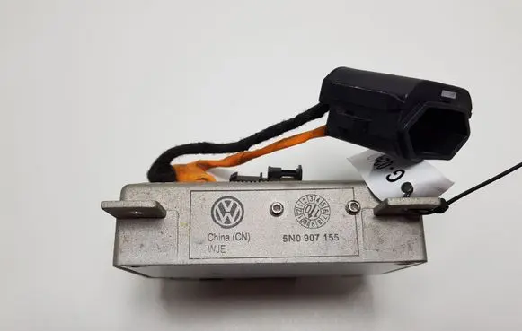 Volkswagen PASSAT CC Voltage converter/converter module 5N0907155 101011987