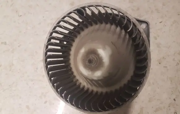 Subaru Legacy Heater fan/blower 5675030352