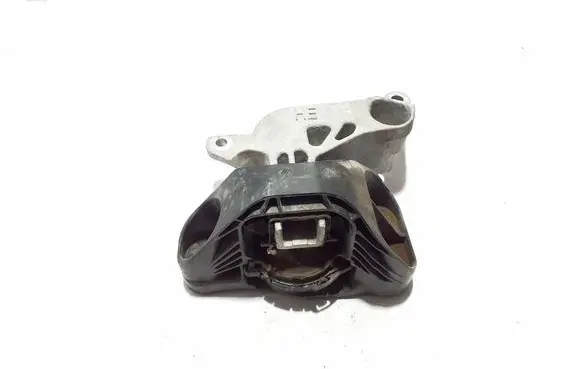 Engine mount bracket