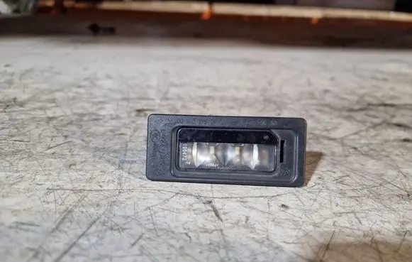 Volkswagen Sharan Number plate light
